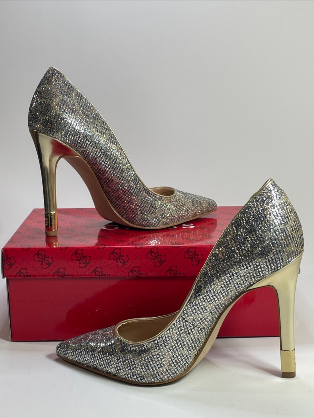 Guess Silver Glitter Pointed-Toe Heels with Gold Metallic Stiletto Size 7M